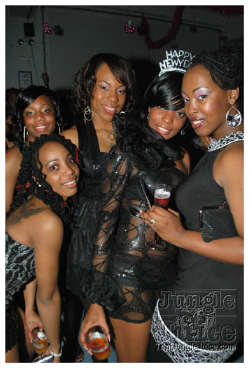 sparkle_jan1-119