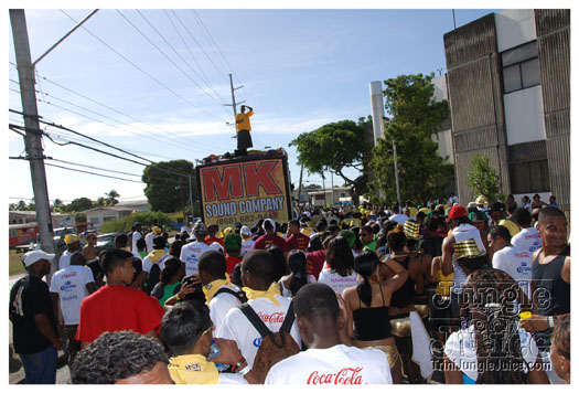 uwi_campus_carnival_2010-001