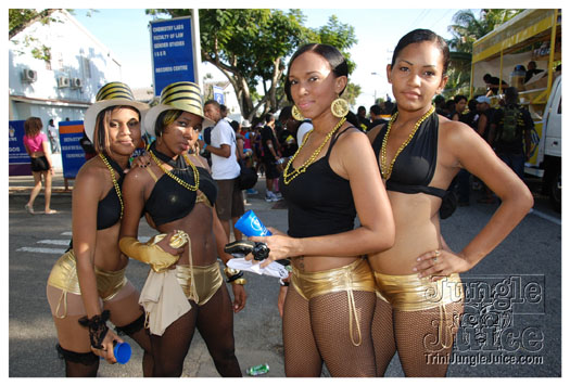 uwi_campus_carnival_2010-074