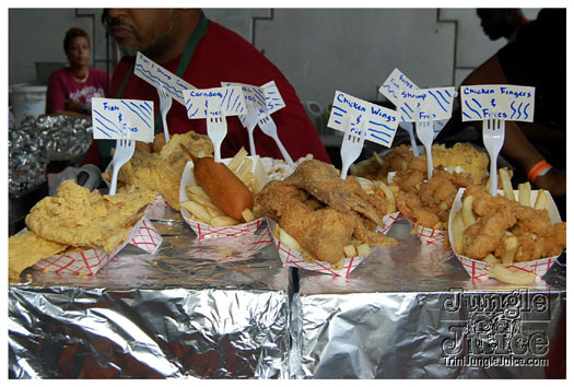 atl_carnival_parade_2011_part2-186