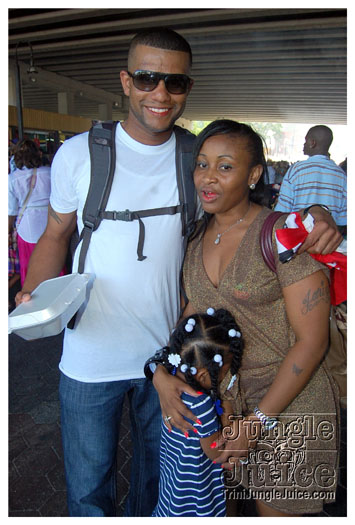atl_carnival_parade_2011_part2-190