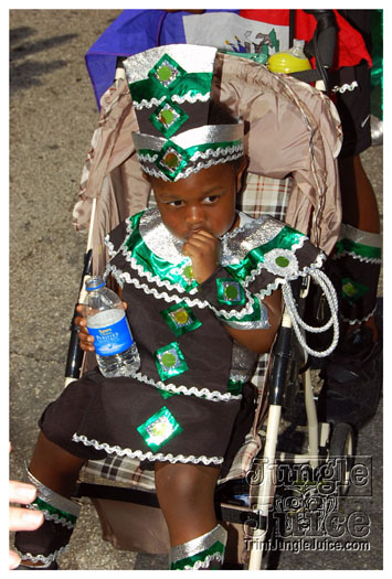 atl_carnival_parade_2011_part2-205