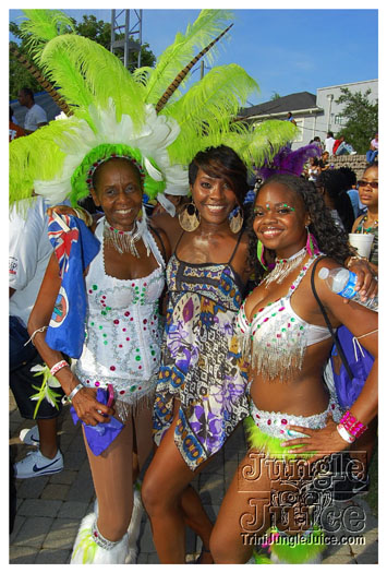 atl_carnival_parade_2011_part2-219