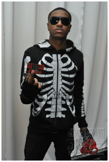 mask_halloween_2011-194