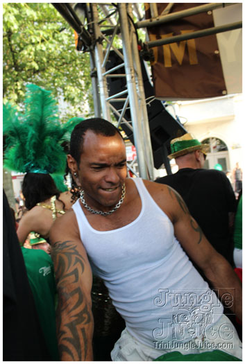 berlin_carnival_emerald_city_jun12-187