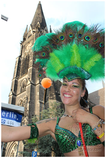 berlin_carnival_emerald_city_jun12-197