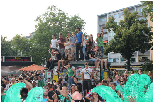 berlin_carnival_emerald_city_jun12-205