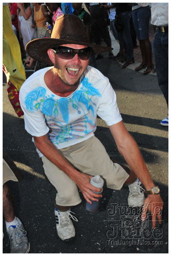 cayman_carnival_2011_part3-186