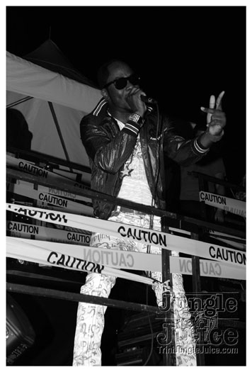 caution_2011-119