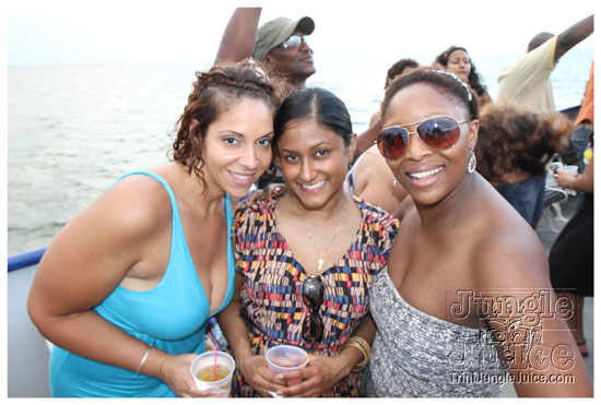 frenzy_boatride_2011-116