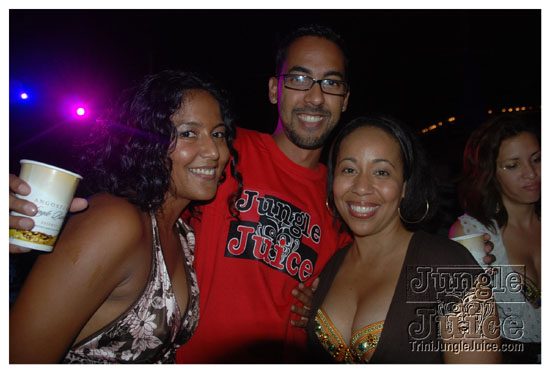 tribe_las_lap_2011_mar29-182
