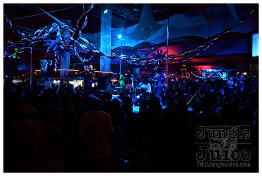 red_eye_2012-059