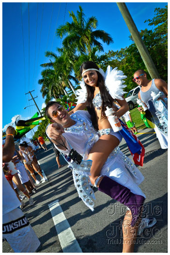 cayman_carnival_2012_part2-165