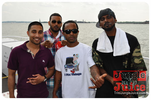 anti_stush_jun9-119