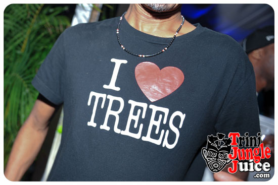 under_the_trees_2014-251
